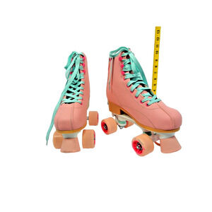 Roller Derby Girl's Pixie Adj Skates Size 3-6 Indoor Outdoor Youthful Quality